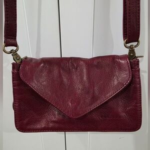 Wanderer Leather Envelope Crossbody Bag - Burgundy Plum - Like New